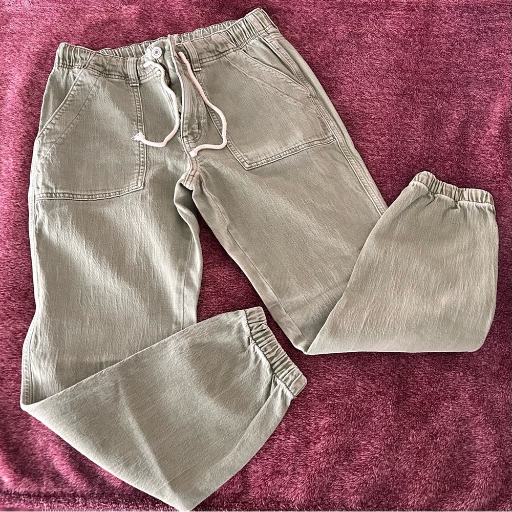 American Eagle Outfitters Olive Joggers